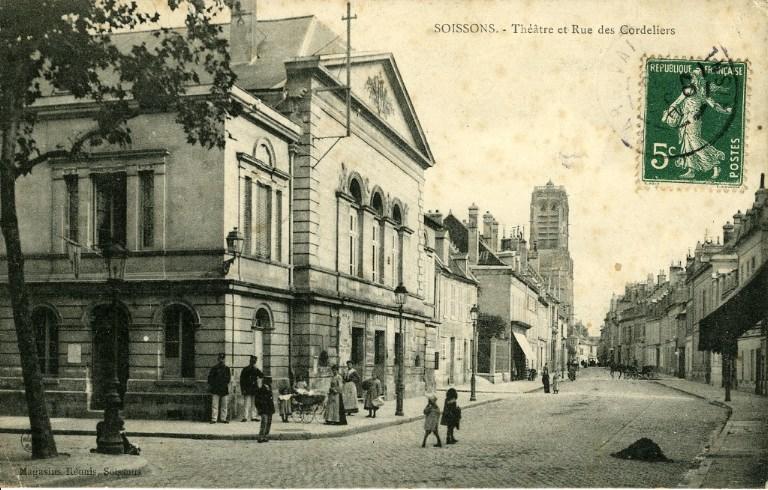 Soissons - Théâtre et Rue des Cordeliers_0