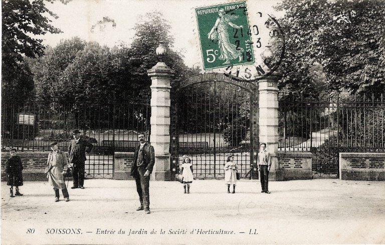 Soissons - Entrée du jardin de la Société d'Horticulture_0