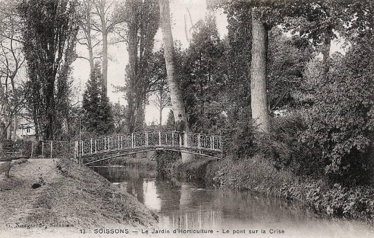 Soissons - Le Jardin d'Horticulture - Le pont sur la Crise_0
