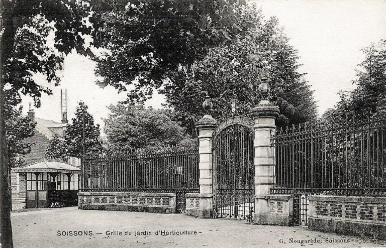 Soissons - Grille du jardin d'Horticulture_0