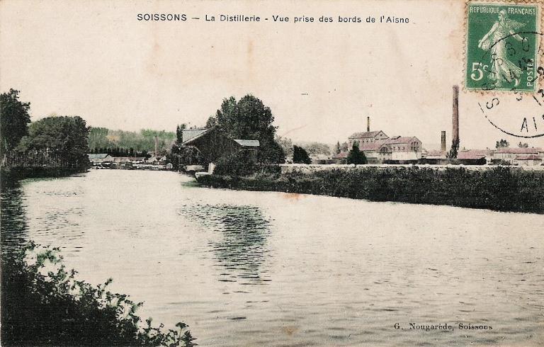 Soissons - La Distillerie - Vue prise des bords de l'Aisne_0
