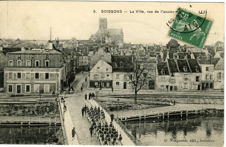 Soissons - La Ville, vue de l'ancien pont_0