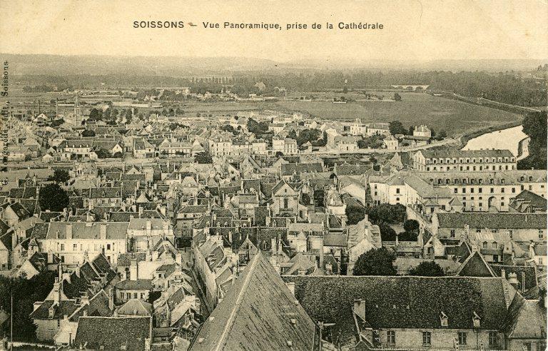 Soissons - Vue panoramique, prise de la cathédrale_0