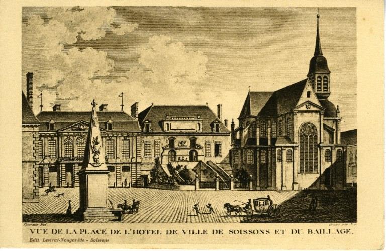 Vue de la place de l'Hotel de Ville de Soissons et du Baillage_0