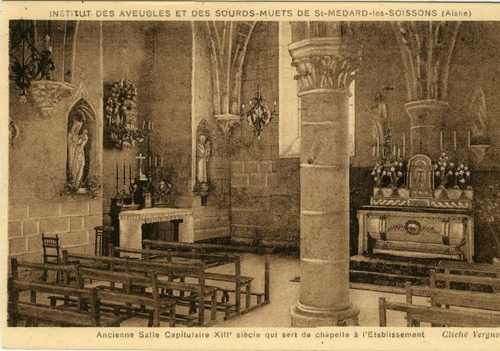 Soissons - Institut des Aveugles et des Sourds-Muets de Saint-Médard - Ancienne Salle Capitulaire XIIIe qui sert de chapelle à l'Etablissement_0