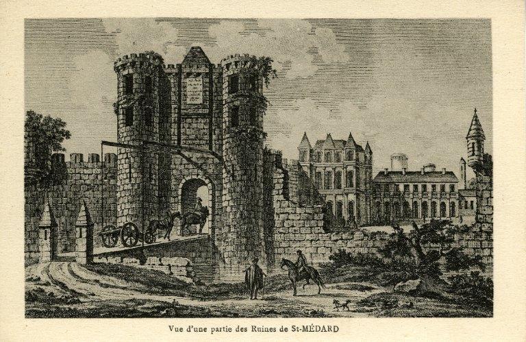 Soissons - Vue d'une partie des ruines de Saint-Médard-les-Soissons_0