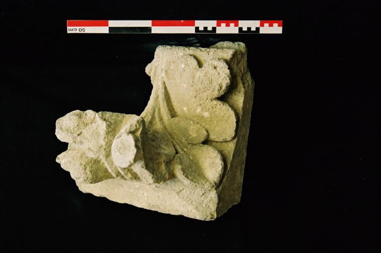 Élément d'architecture, fragment, crochet, frise_0