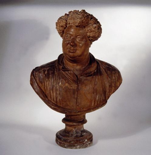 Buste d'Alexandre Dumas père_0