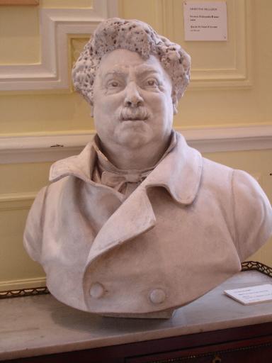 Buste d'Alexandre Dumas Père_0