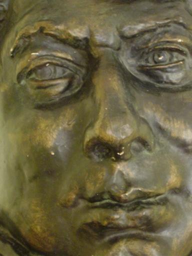 Moulage en plâtre de la tête et du col de la statue d'Alexandre Dumas père_2