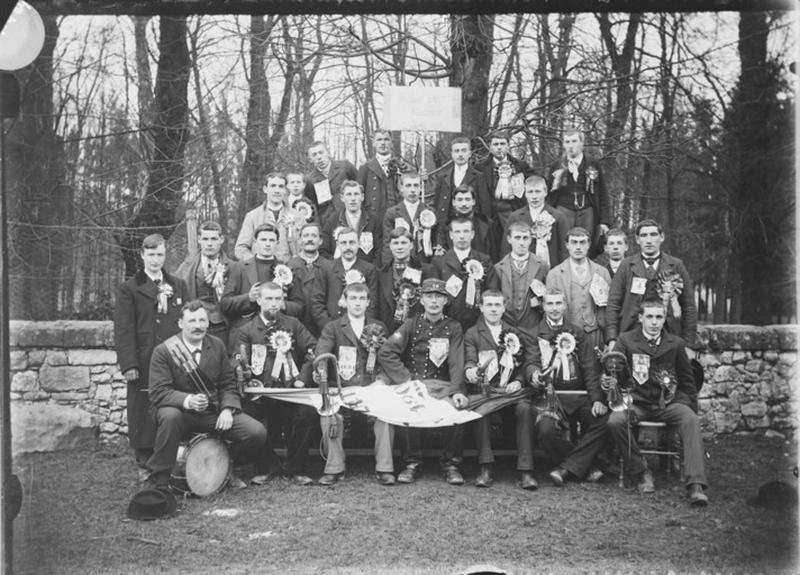 Portrait de la classe 1900 de Villers-Cotterêts_0