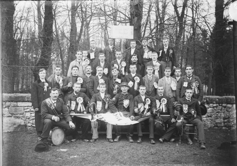 Portrait de la classe 1900 de Villers-Cotterêts_0