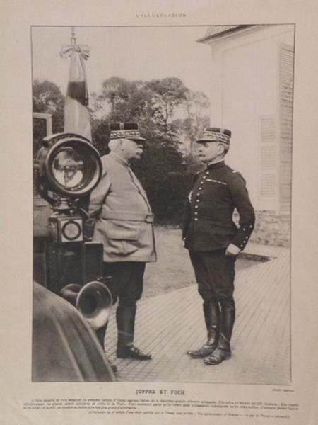 Joffre et Foch - La Grand'Place d'Ypres-la-Silencieuse - Officiers allemands prisonniers_0
