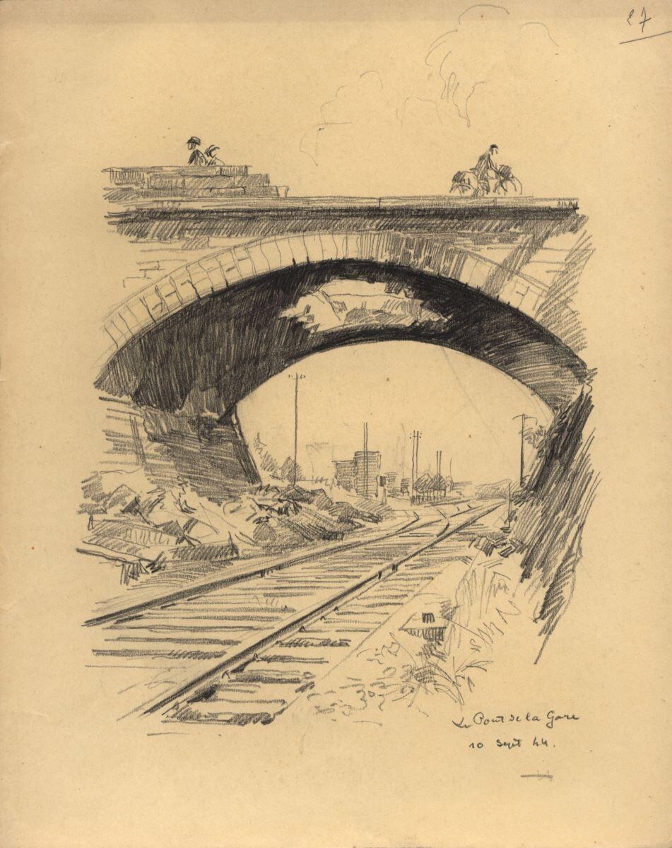 Le pont de la gare bombardée à Senlis_0