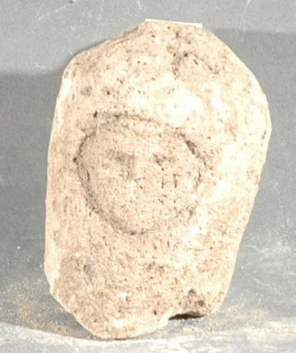 Ex-voto du temple de la forêt d'Halatte, tête d'enfant_0