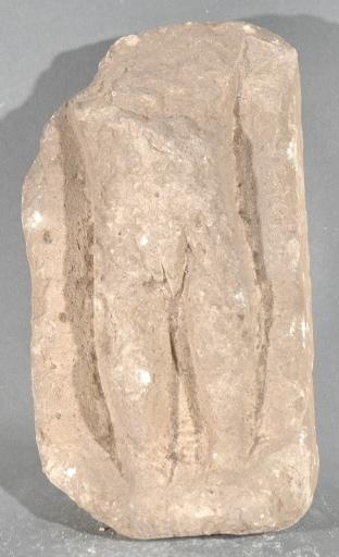 Ex-voto du temple de la forêt d'Halatte, femme_0