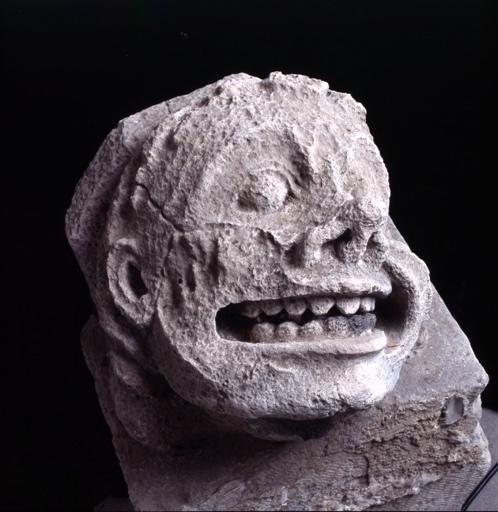 Tête grimaçante_1