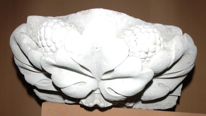 Console aux feuilles et grenades_1