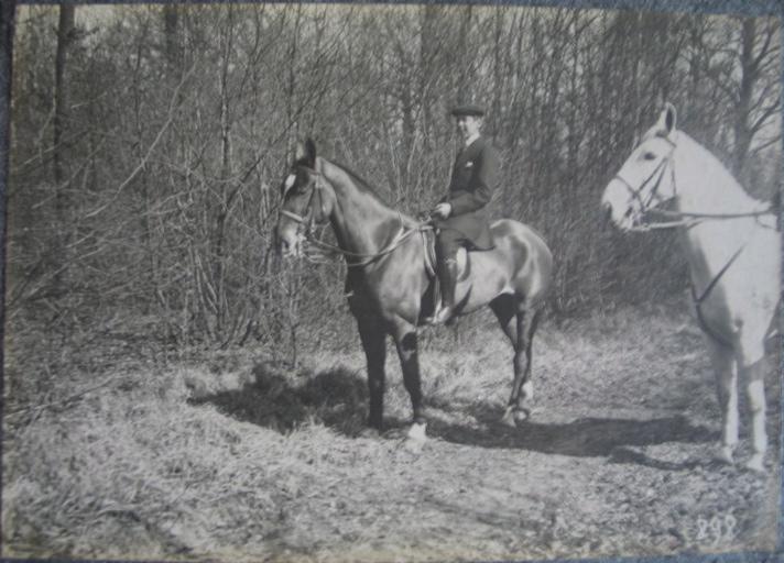 Equipage du duc de Chartres. Veneur à cheval, Eugène de Rozycki, 1894-1910