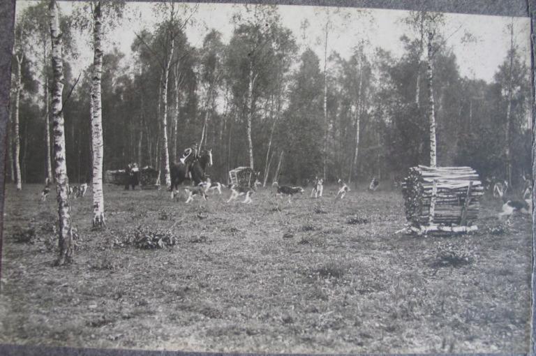 Veneurs et chiens, Eugène de Rozycki, 1er quart 20e siècle