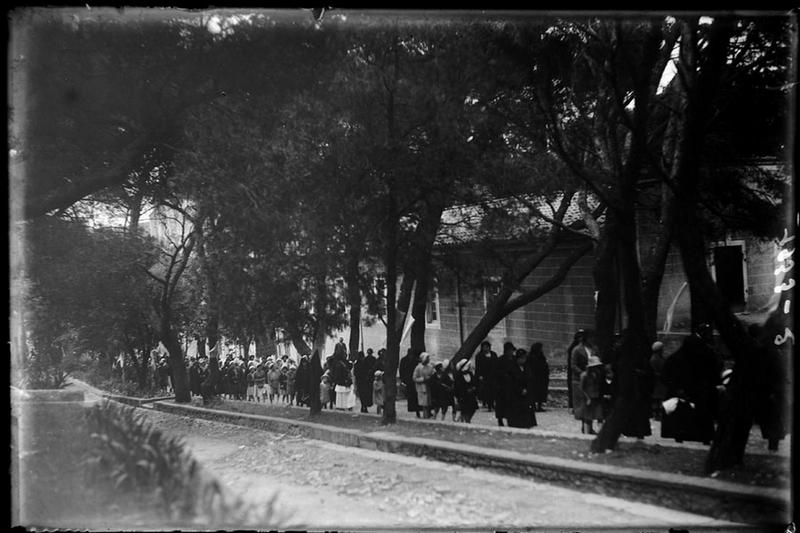 Procession religieuse_0