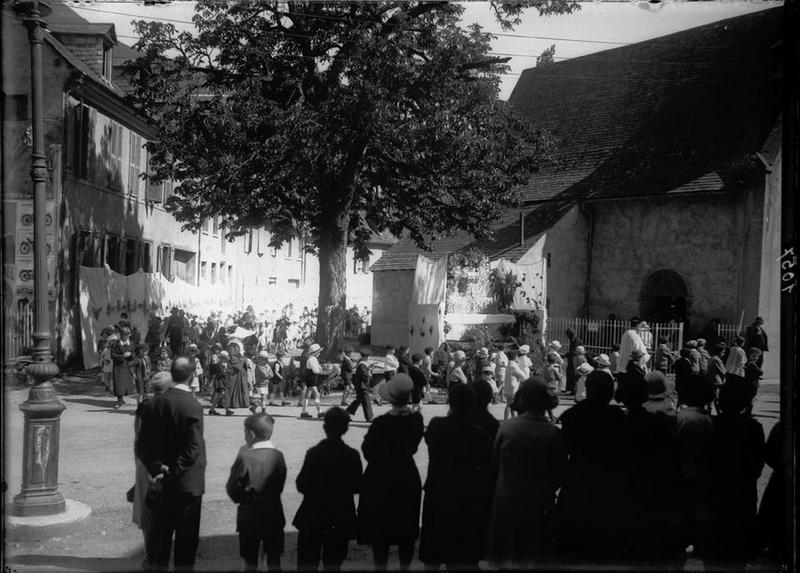 Procession_0