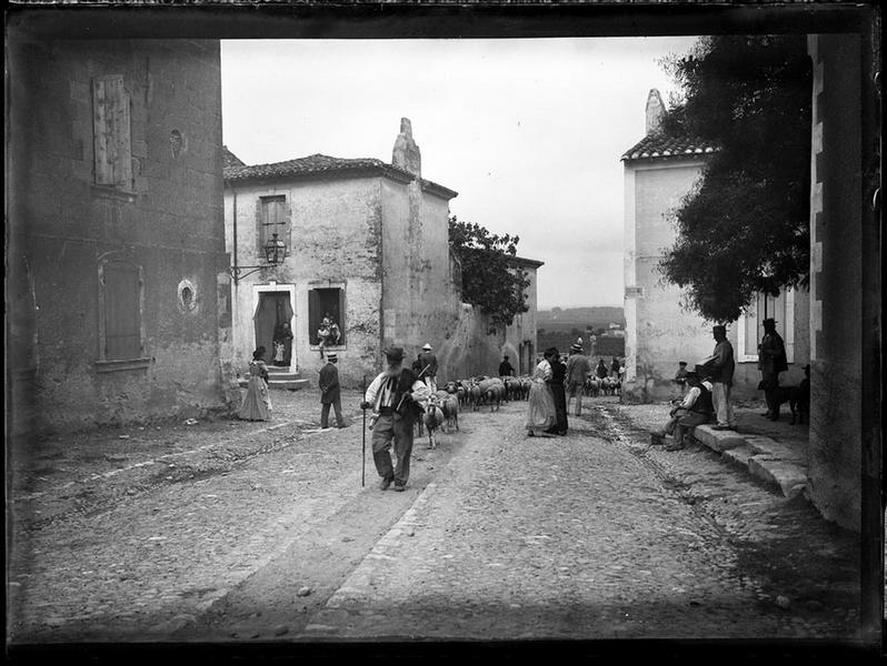 Traversée du village_0