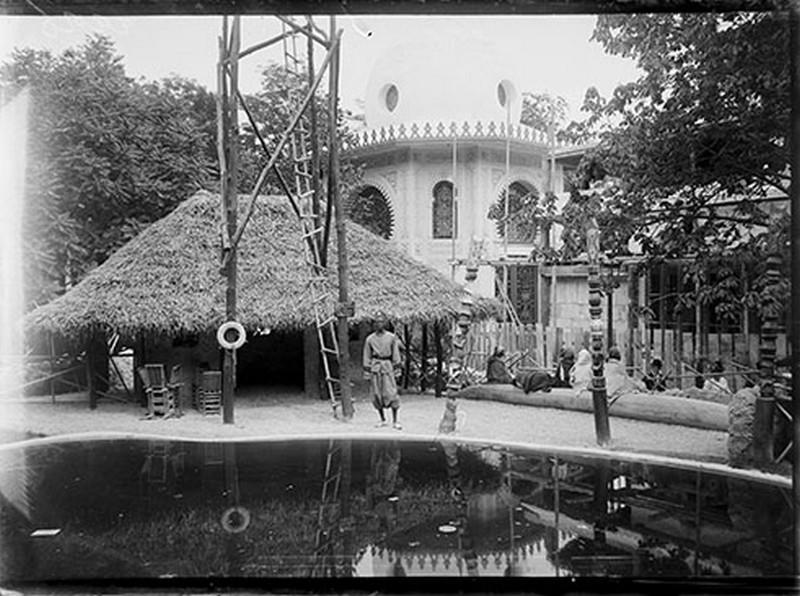 Poste de garde indigène au Dahomey [exposition universelle 1900]_0