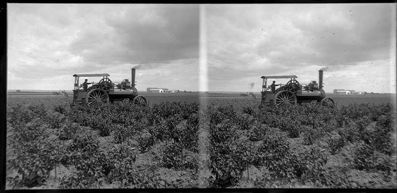 Tracteur à vapeur_0