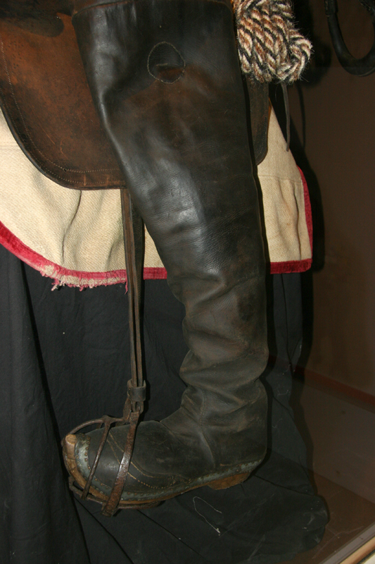 Chaussure, botte-cuissarde_0
