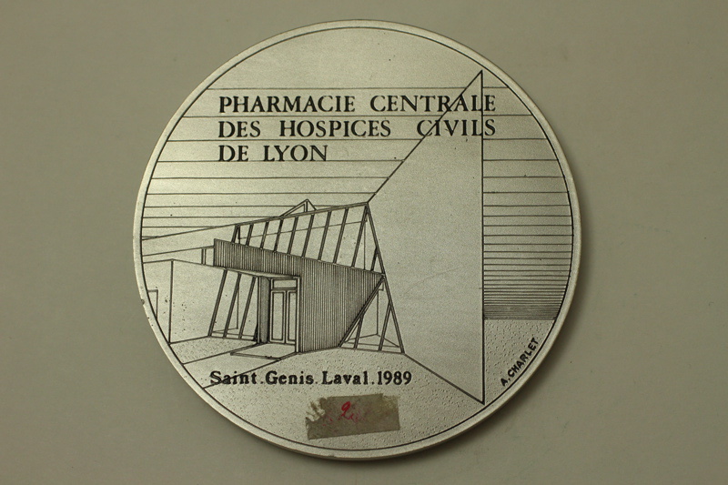 Pharmacie centrale des Hospices Civils de Lyon_1