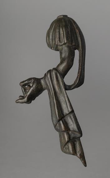 Bras gauche drapé, ATELIER DU CENTRE DE LA GAULE, 3e siècle