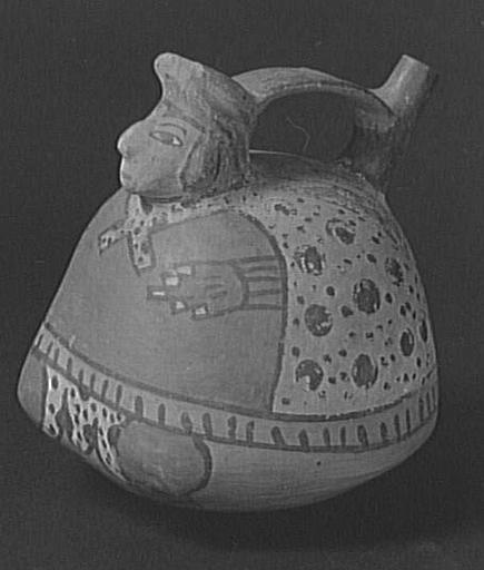 Vase (anthropomorphe)_0