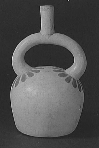 Vase (à anse)_0