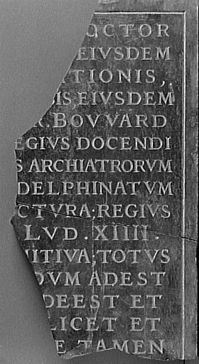 FRAGMENT D'EPITAPHE LATINE_0