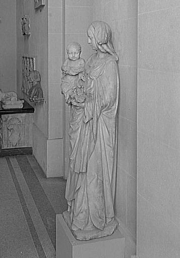 La Vierge et l'Enfant dite Viierge d'Olivet_5