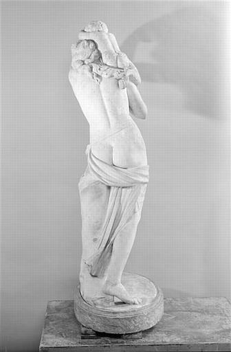 BACCHANTE PORTANT UN SATYRE ENFANT SUR L'EPAULE DROITE_3