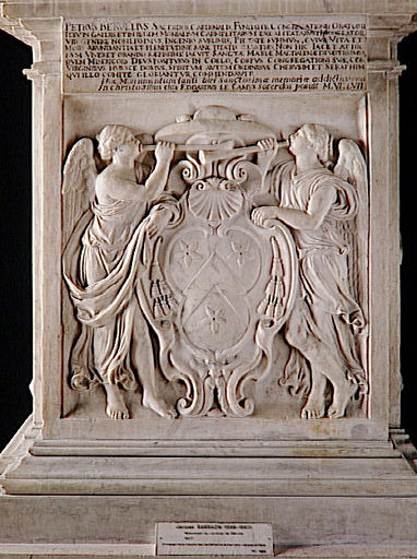 Deux Renommées tenant un écusson aux armes du cardinal de Bérulle, au-dessus épitaphe (face antérieure) ; Le Sacrifice de Noé (face latérale à droite) ; La Messe de saint Philippe Néri (Florence, 1515-Rome, 1595) (face latérale gauche)_0