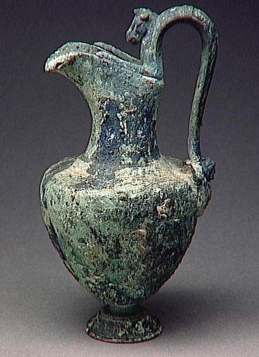 Cruche (à bec verseur, à embouchure oblique)_0