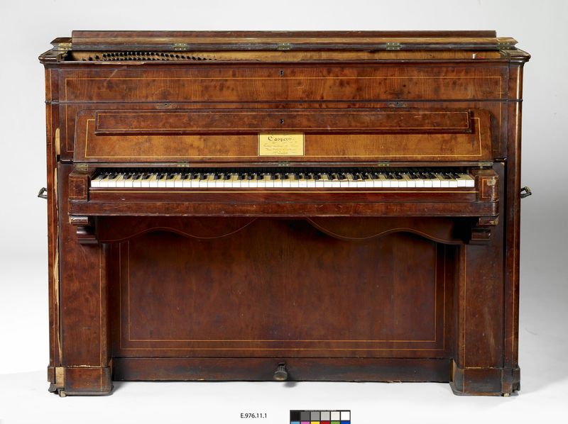 Piano droit_0