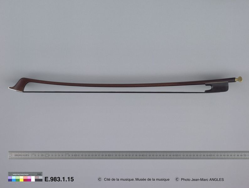 Archet de contrebasse_0