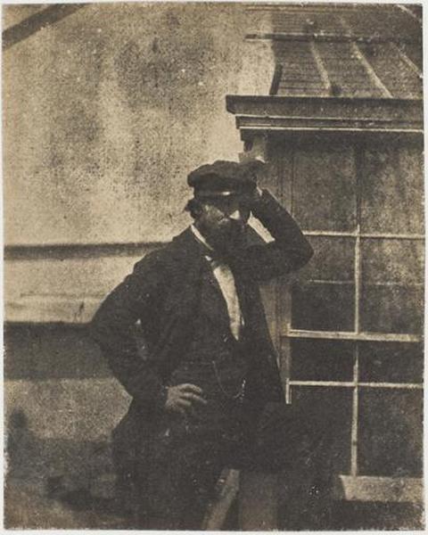 Autoportrait avec casquette devant la serre de Marine Terrace_0