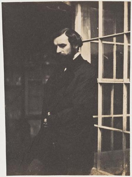 François-Victor Hugo à la porte-fenêtre de la serre de Marine Terrace_0