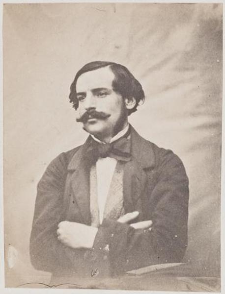 François-Victor Hugo, les bras croisés_0