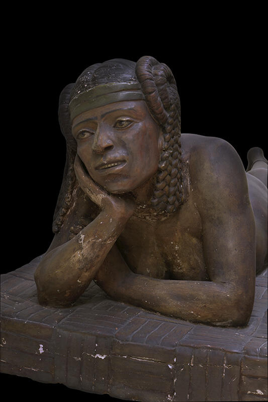 Statue de femme aztèque_0