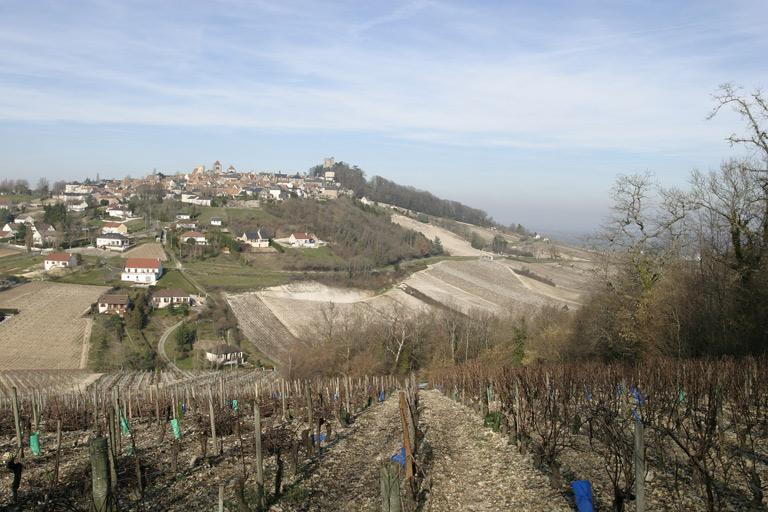 Vue sur Sancerre prise de l'Orme aux Loups.