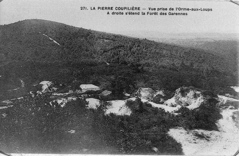 Sancerre, 'la Pierre Coupilière. Vue prise de l'Orme aux Loups, à droite s'étend la Forêt des Garennes'.