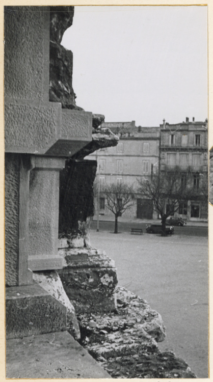 Corniche du premier étage