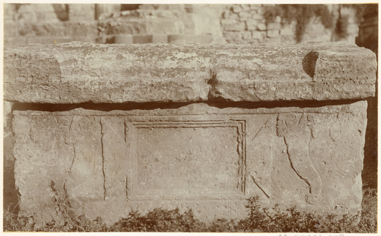 Sarcophage aux cornes d’Abondance