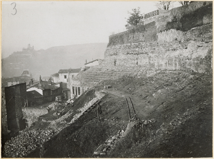 Vue du théâtre au cours des travaux